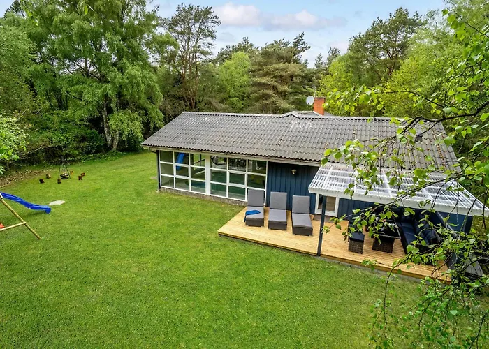 Дом отдыха Cozy In With Sauna *